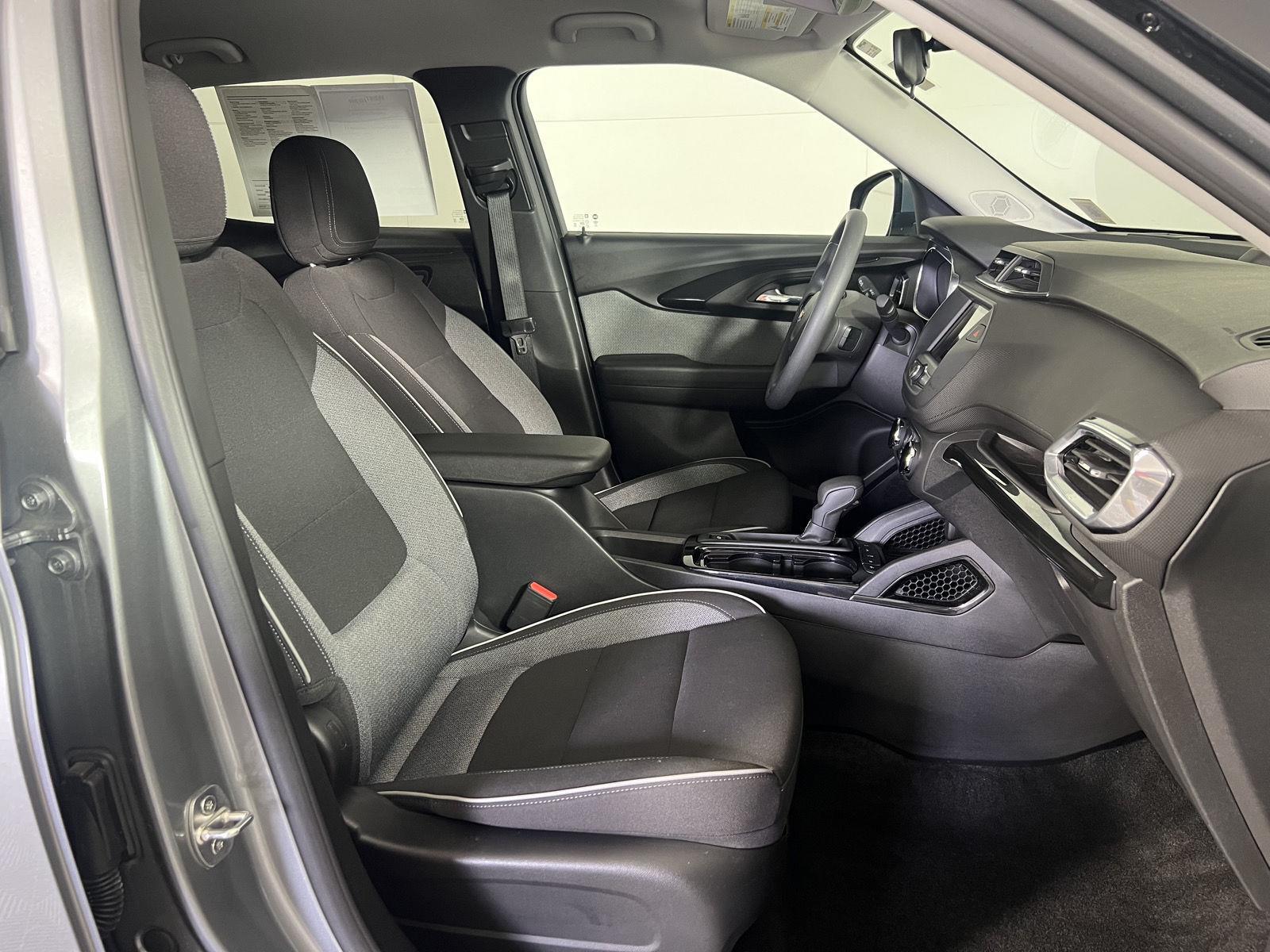 Used 2023 Sterling Gray Metallic Chevrolet LT image 28
