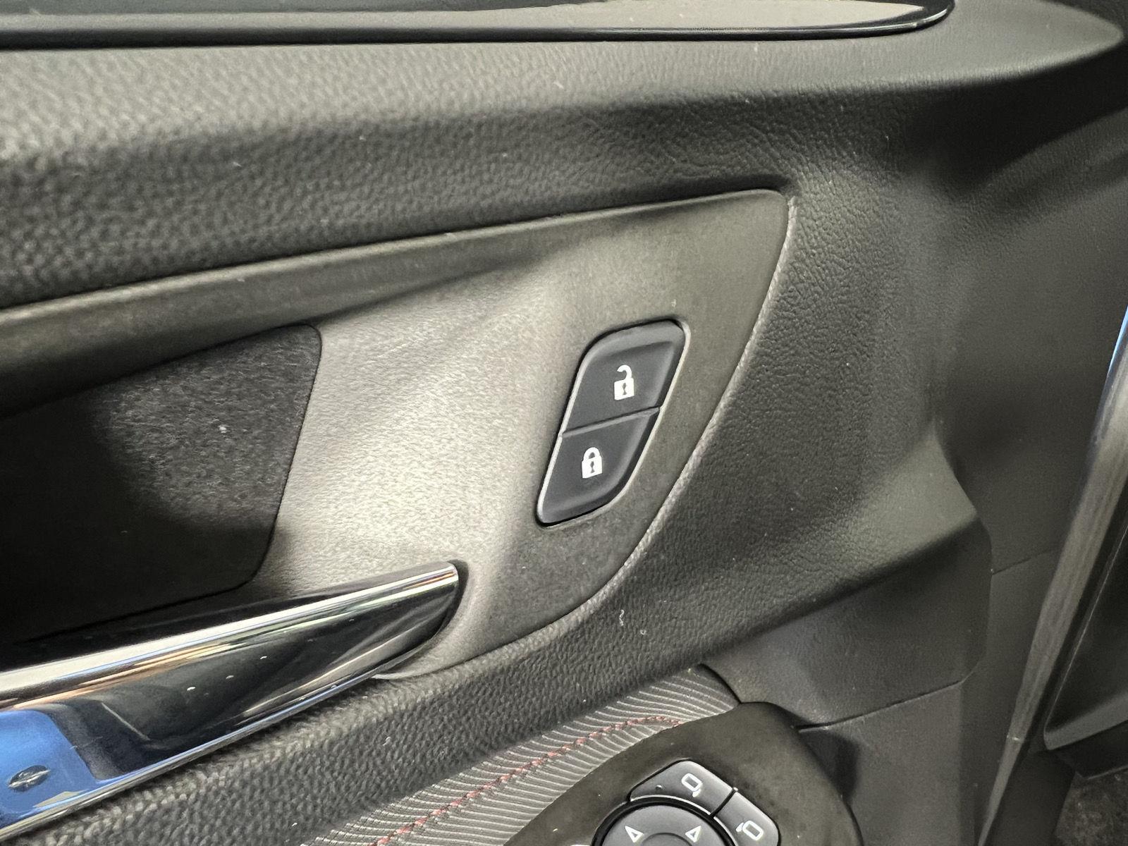 Used 2023 Fountain Blue Chevrolet RS image 23
