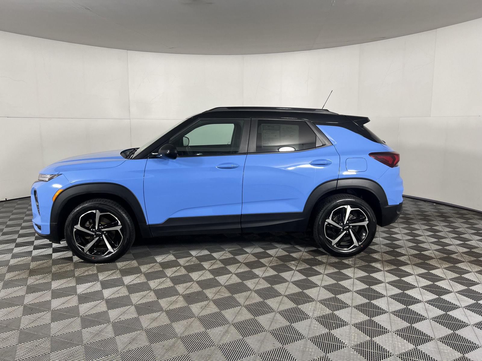 Used 2023 Fountain Blue Chevrolet RS image 24