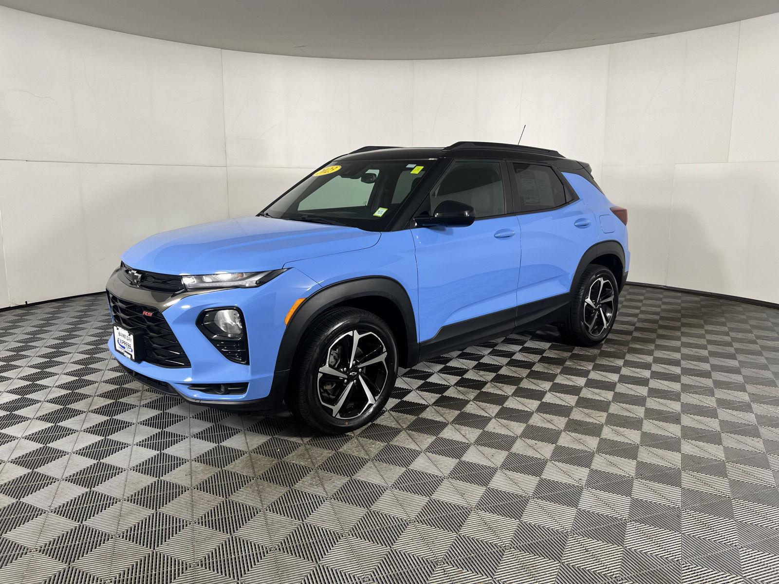 Used 2023 Fountain Blue Chevrolet RS image 25
