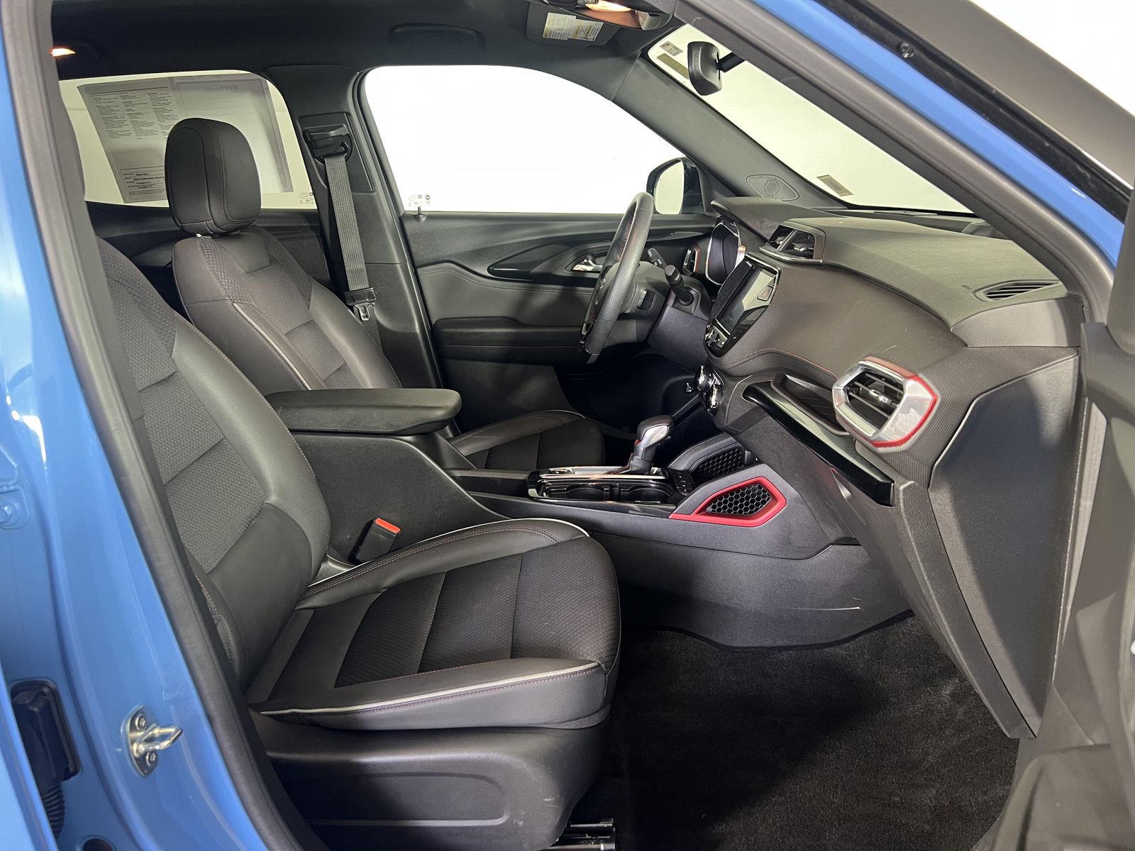 Used 2023 Fountain Blue Chevrolet RS image 29