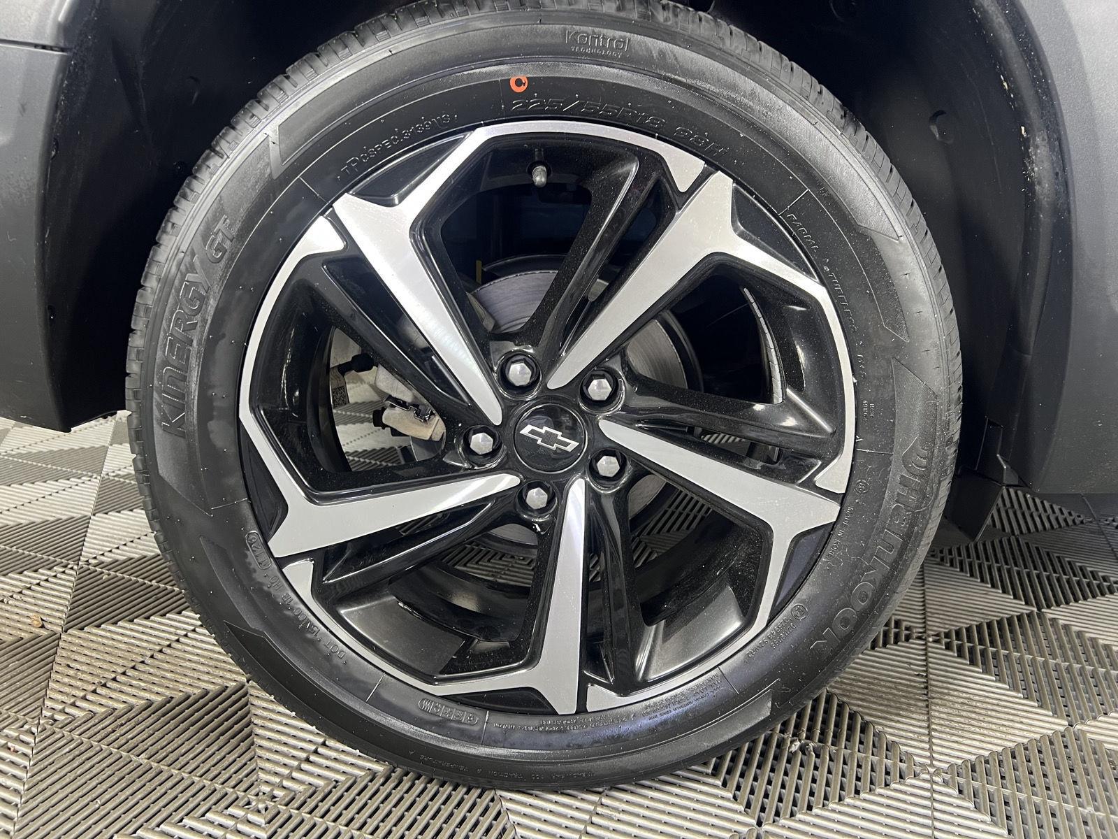 Used 2023 Fountain Blue Chevrolet RS image 30