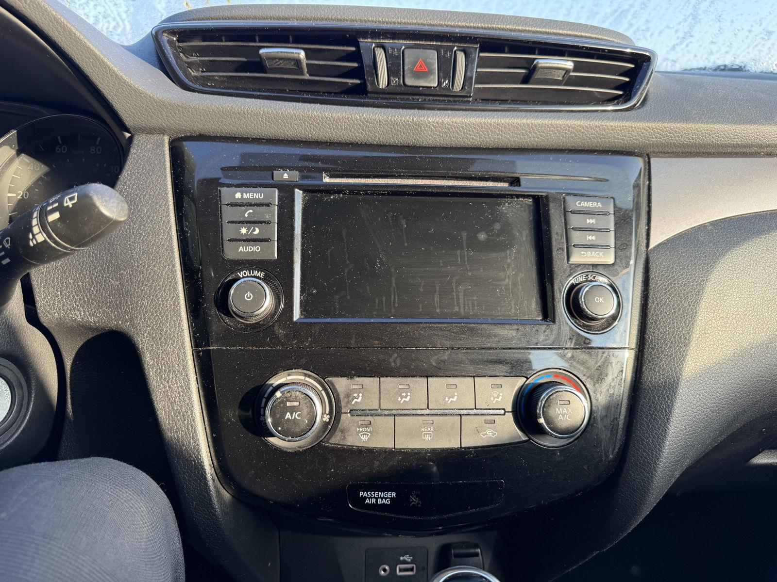 Used 2021 Magnetic Black Pearl Nissan S image 10