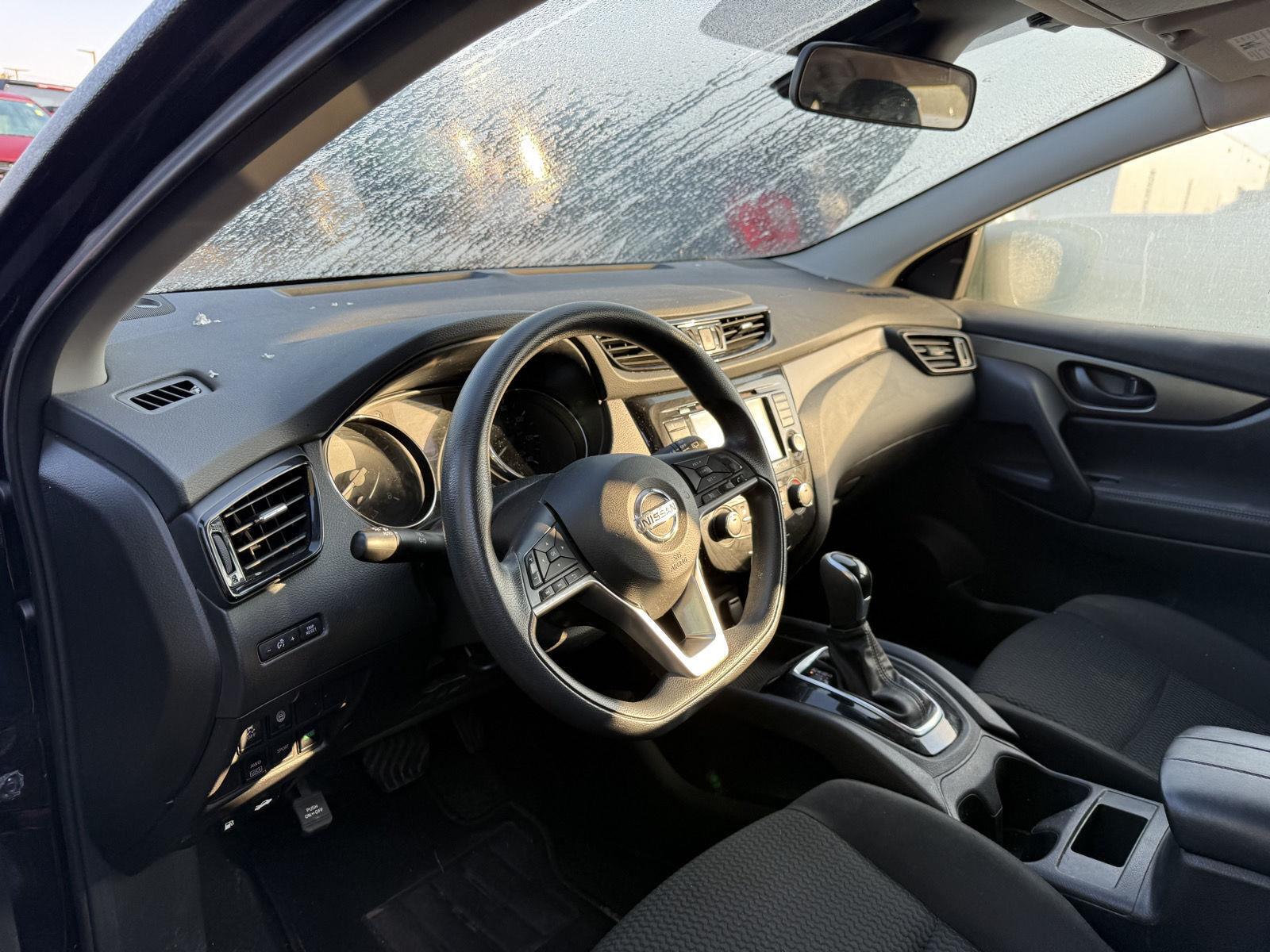 Used 2021 Magnetic Black Pearl Nissan S image 11