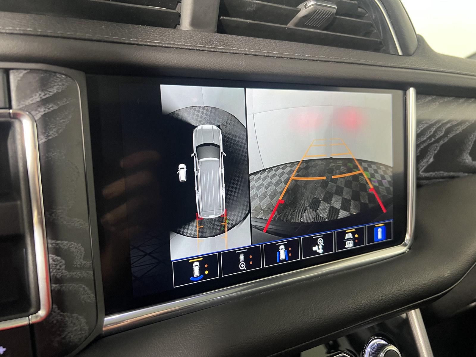 Used 2023 Onyx Black GMC Denali image 21