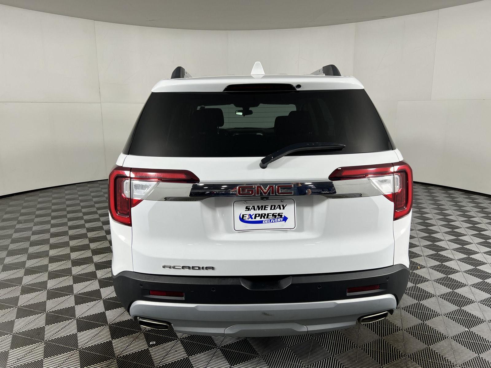 Used 2020 Summit White GMC SLE image 3