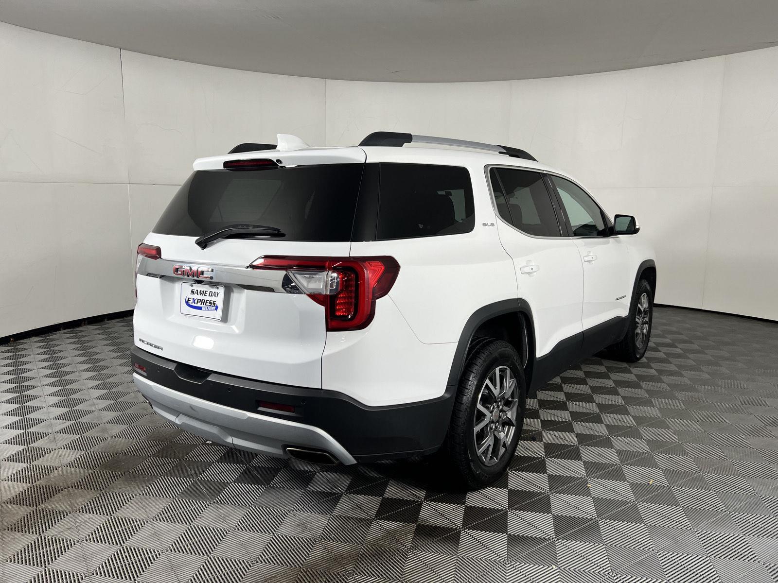 Used 2020 Summit White GMC SLE image 6