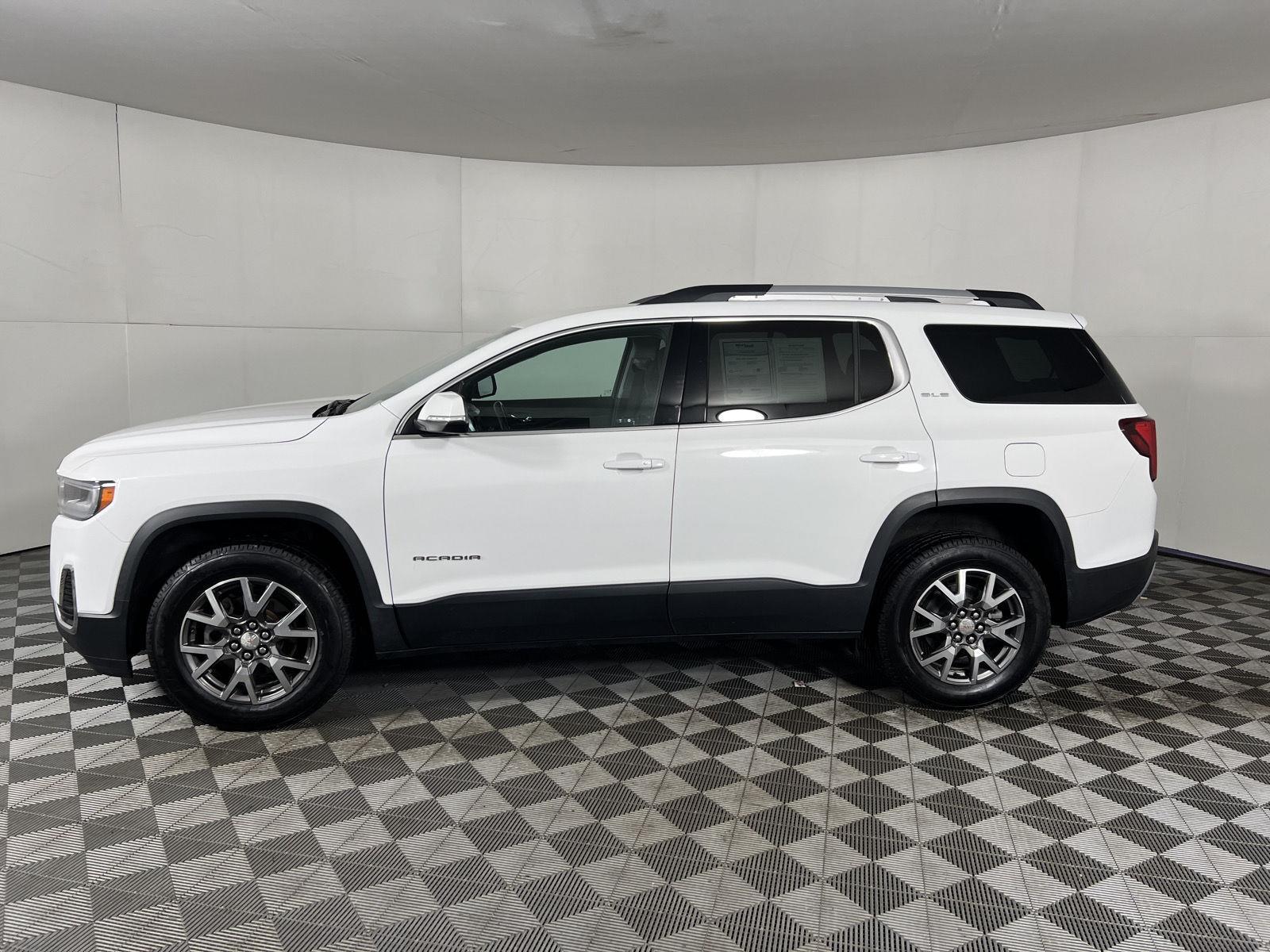 Used 2020 Summit White GMC SLE image 9