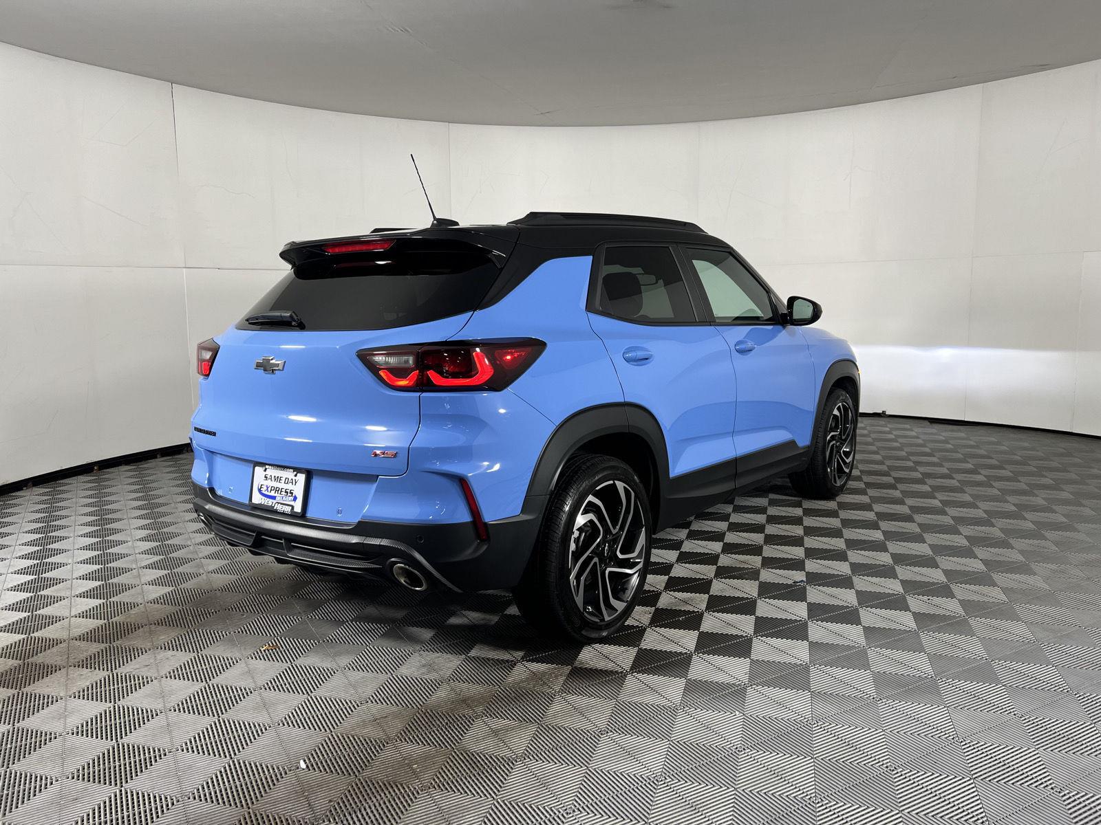 Used 2024 Fountain Blue Chevrolet RS image 24