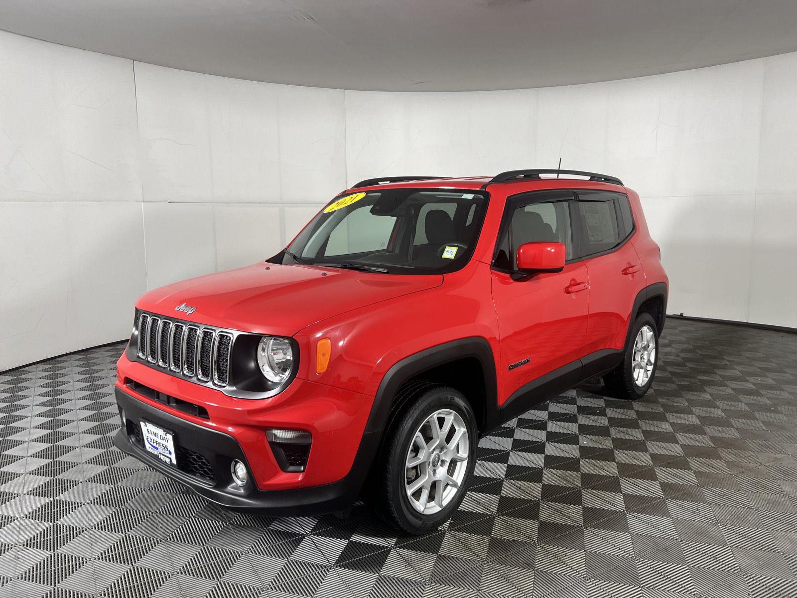 Used 2021 Colorado Red Clearcoat Jeep Latitude image 9