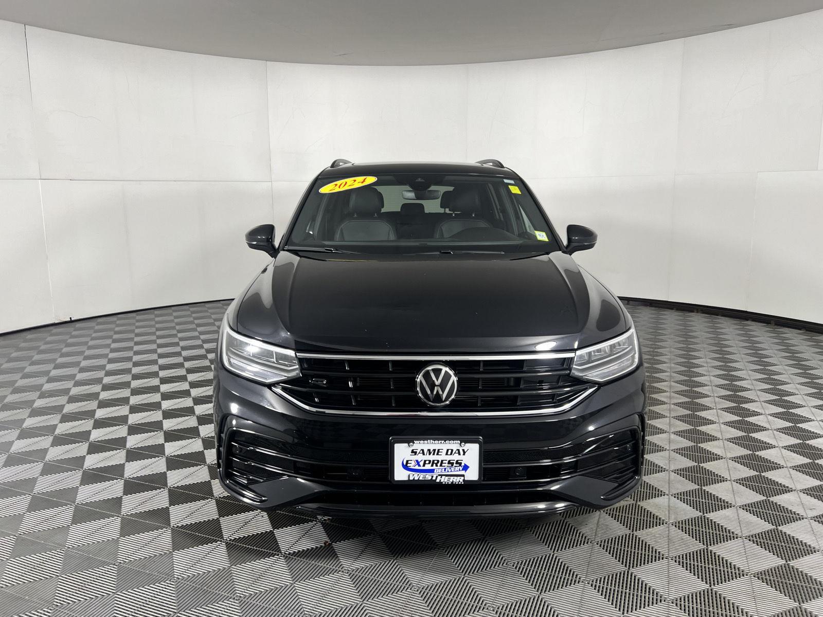 Used 2024 Deep Black Pearl Volkswagen SE R-Line Black image 16