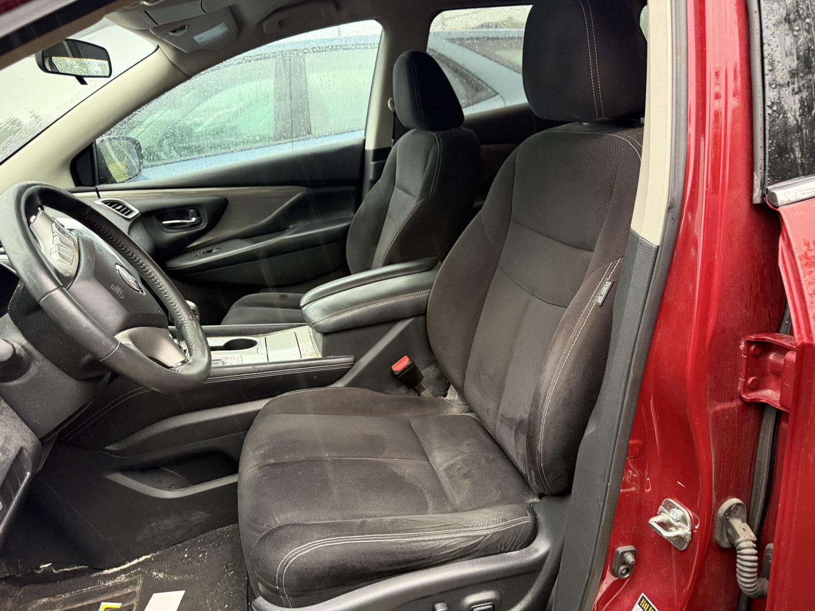Used 2017 Cayenne Red Metallic Nissan SV image 6