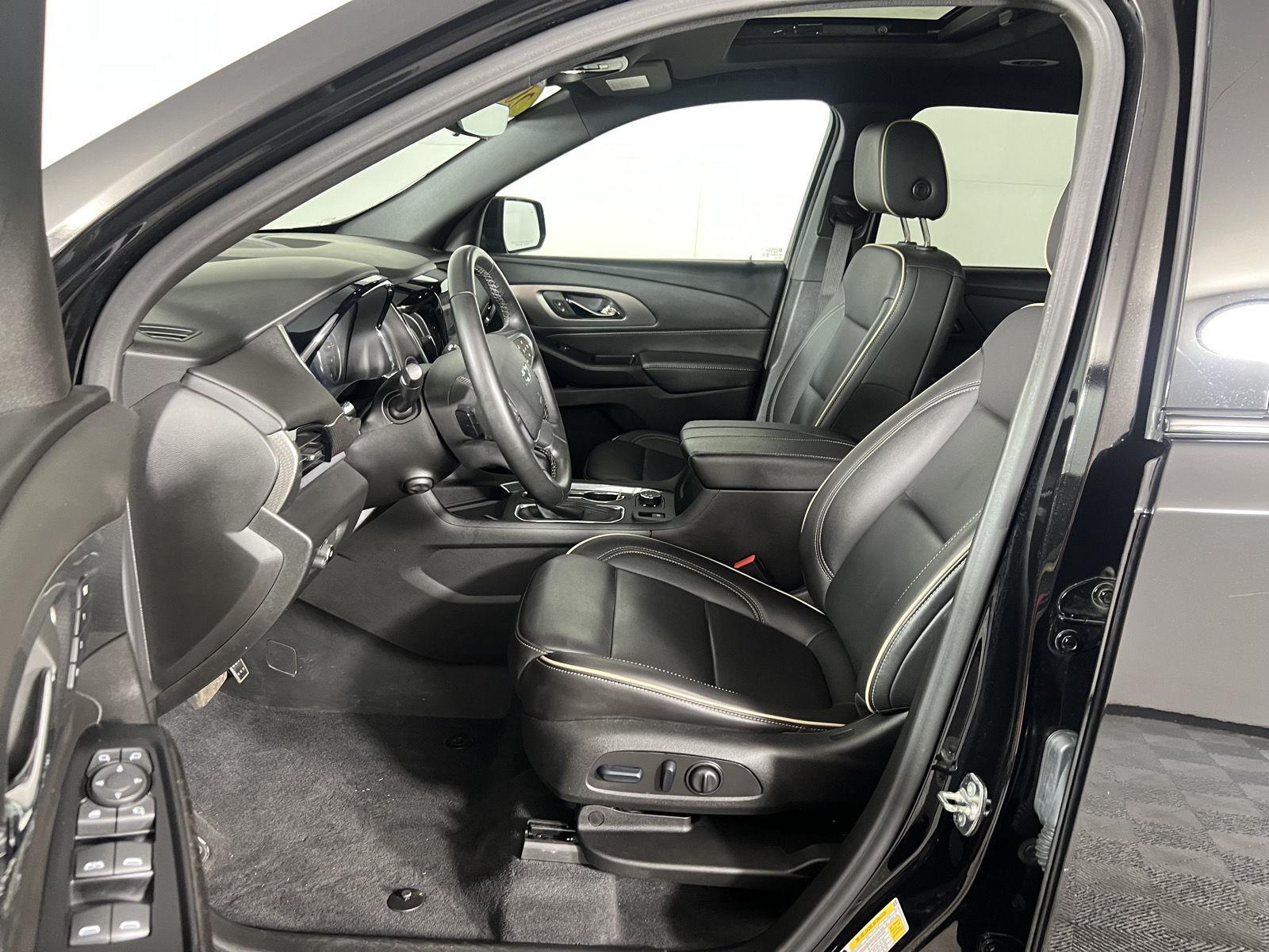 Used 2023 Mosaic Black Metallic Chevrolet Premier image 32