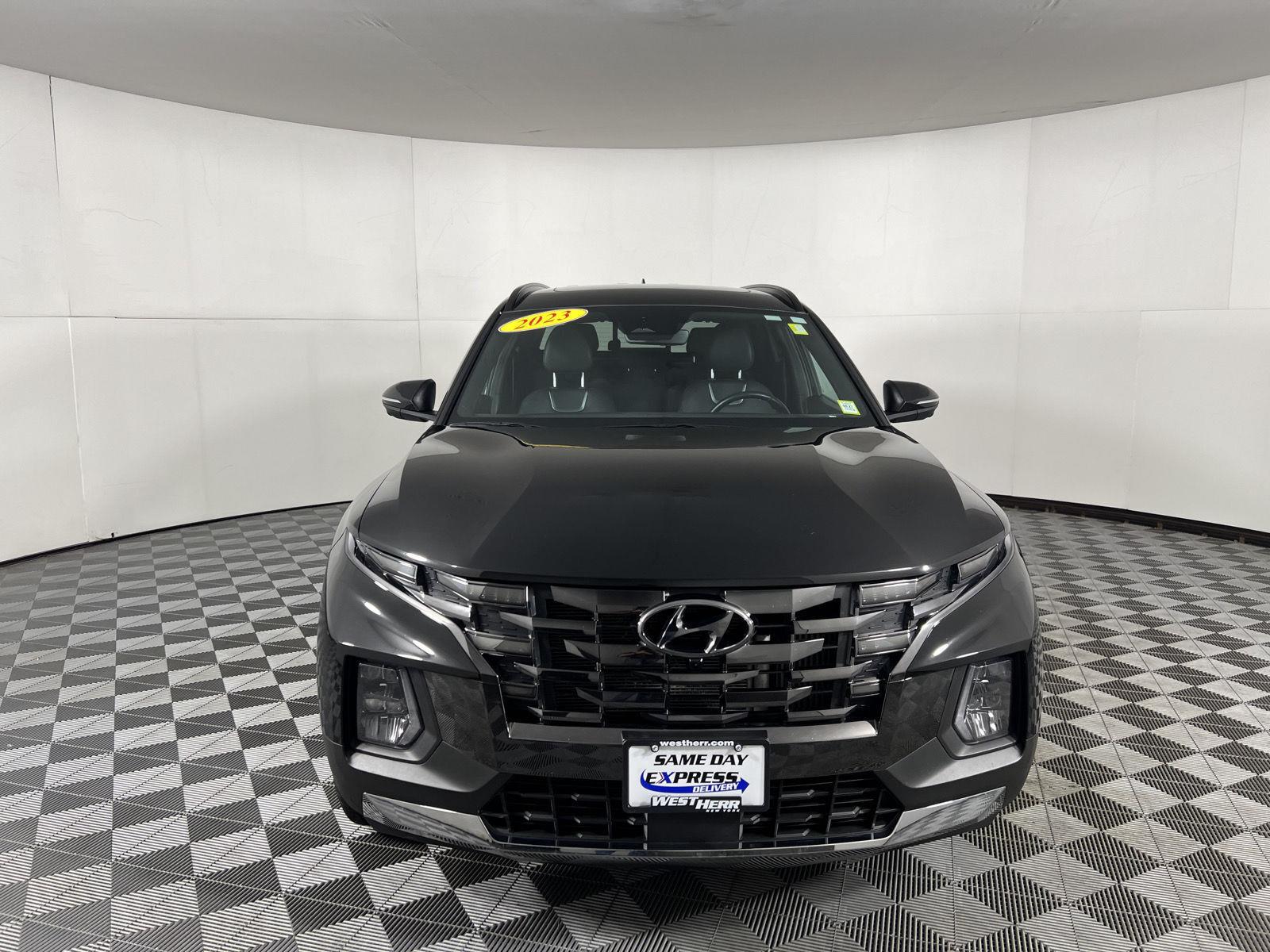 Used 2023 Phantom Black Hyundai Limited image 29