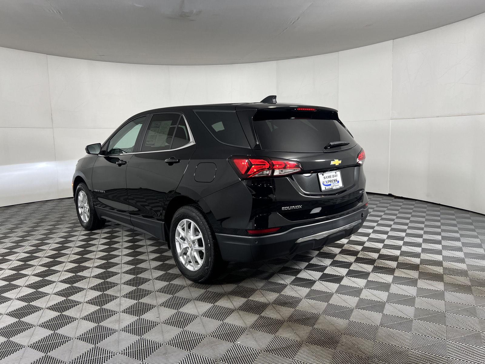 Used 2024 Mosaic Black Metallic Chevrolet LT image 25