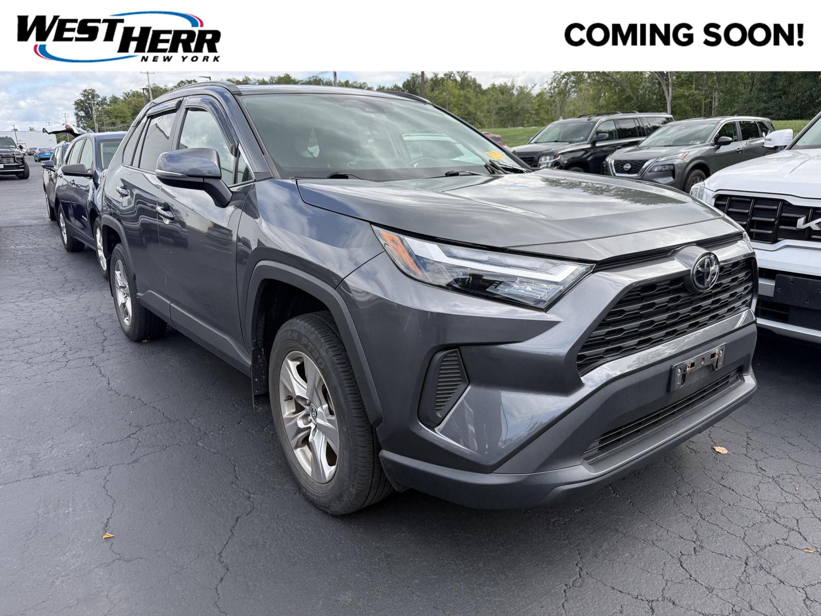 2022 Toyota RAV4 XLE