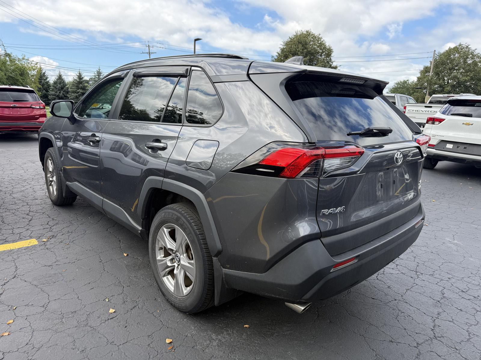 Used 2022 Magnetic Gray Metallic Toyota XLE image 5