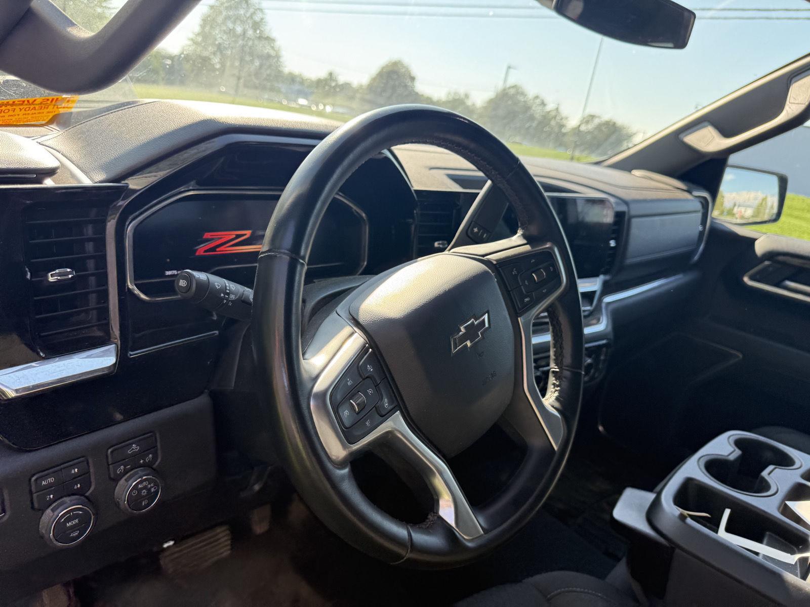 Used 2024 Black Chevrolet RST image 7