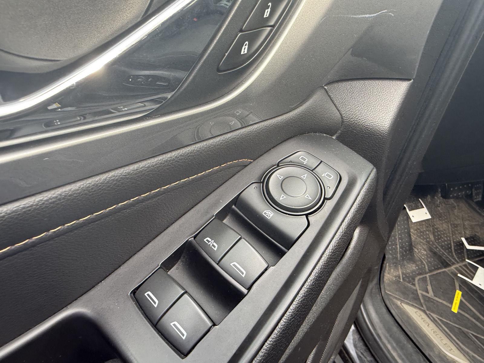 Used 2019 Mosaic Black Metallic Chevrolet LT Cloth image 7