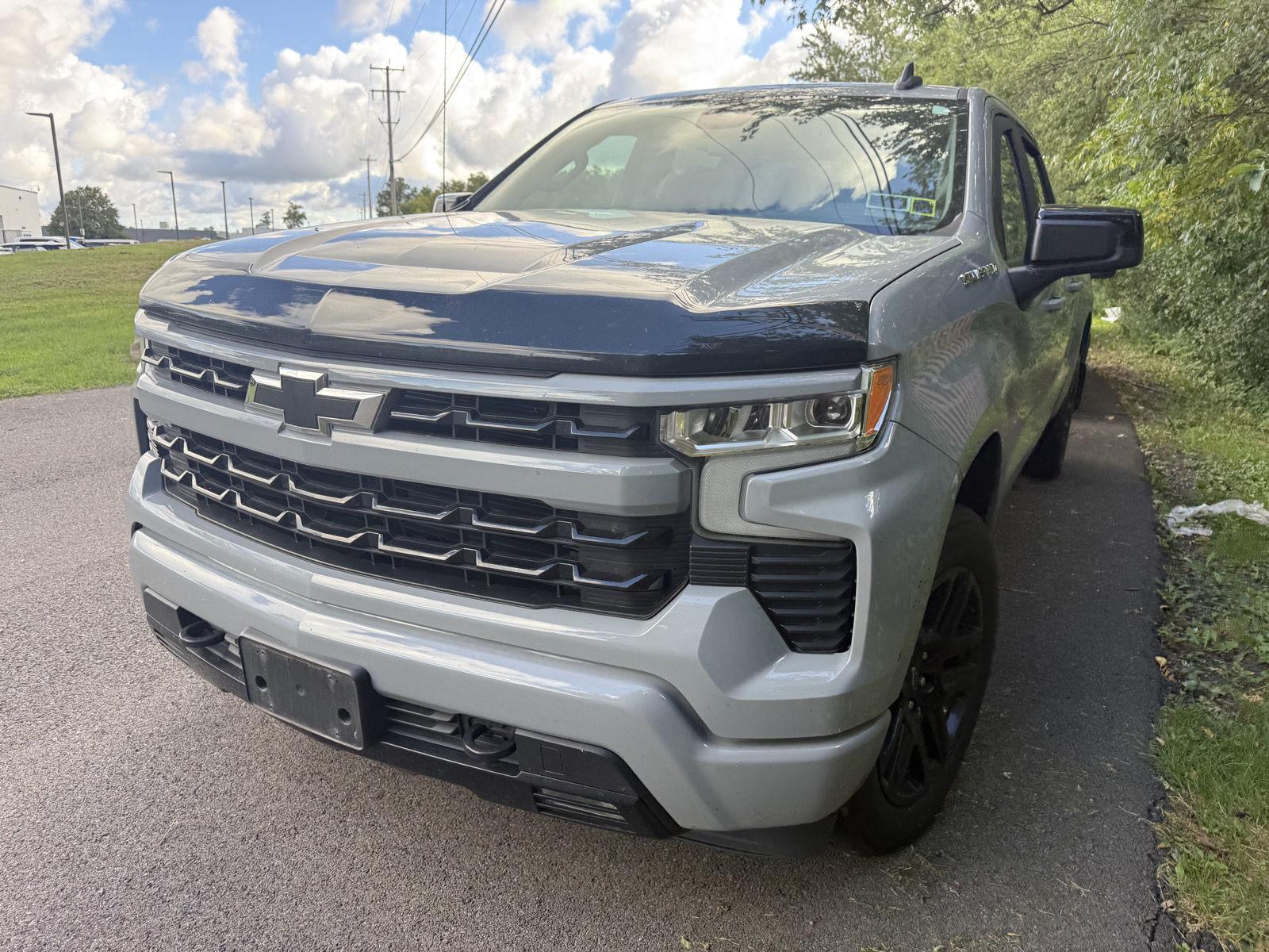Used 2024 Slate Gray Metallic Chevrolet RST image 3