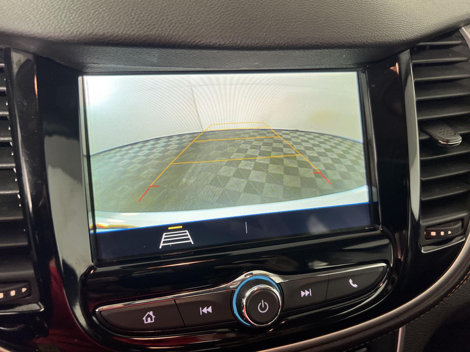 Used 2019 Summit White Chevrolet LS image 24