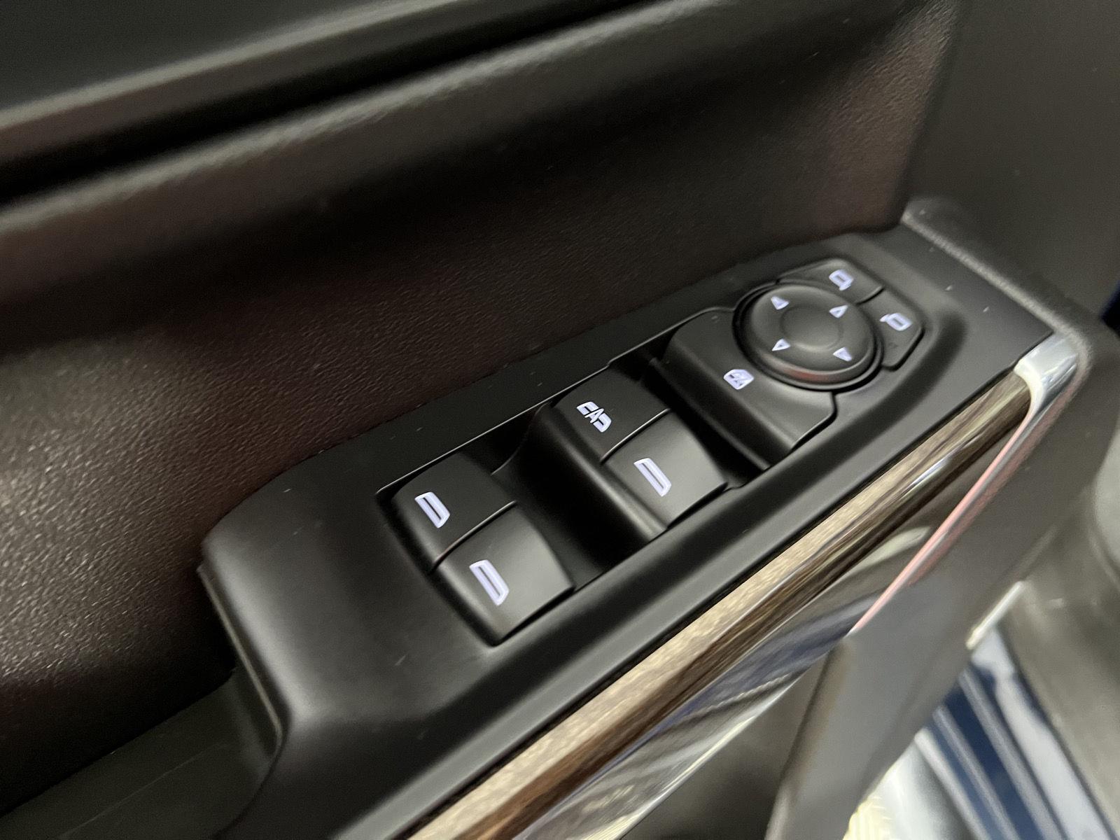 Used 2021 Northsky Blue Metallic Chevrolet LT Trail Boss image 13