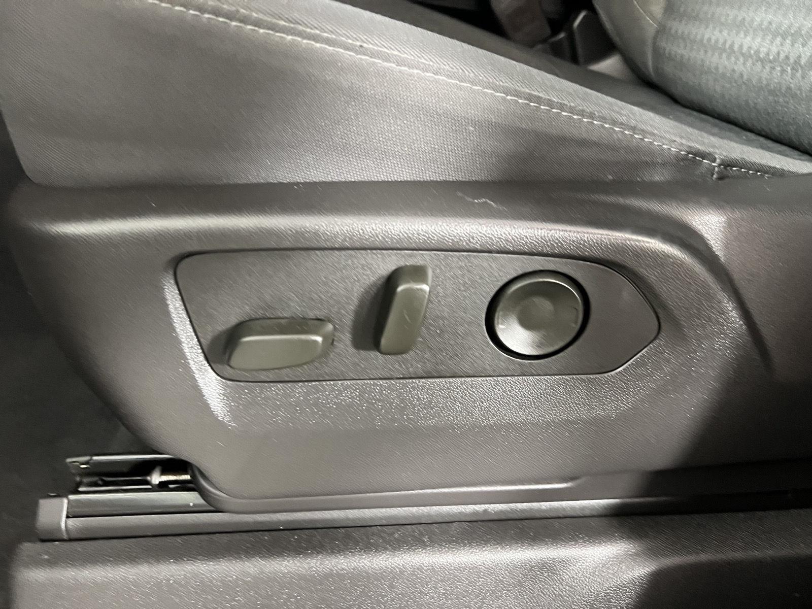 Used 2024 Slate Gray Metallic Chevrolet RST image 27