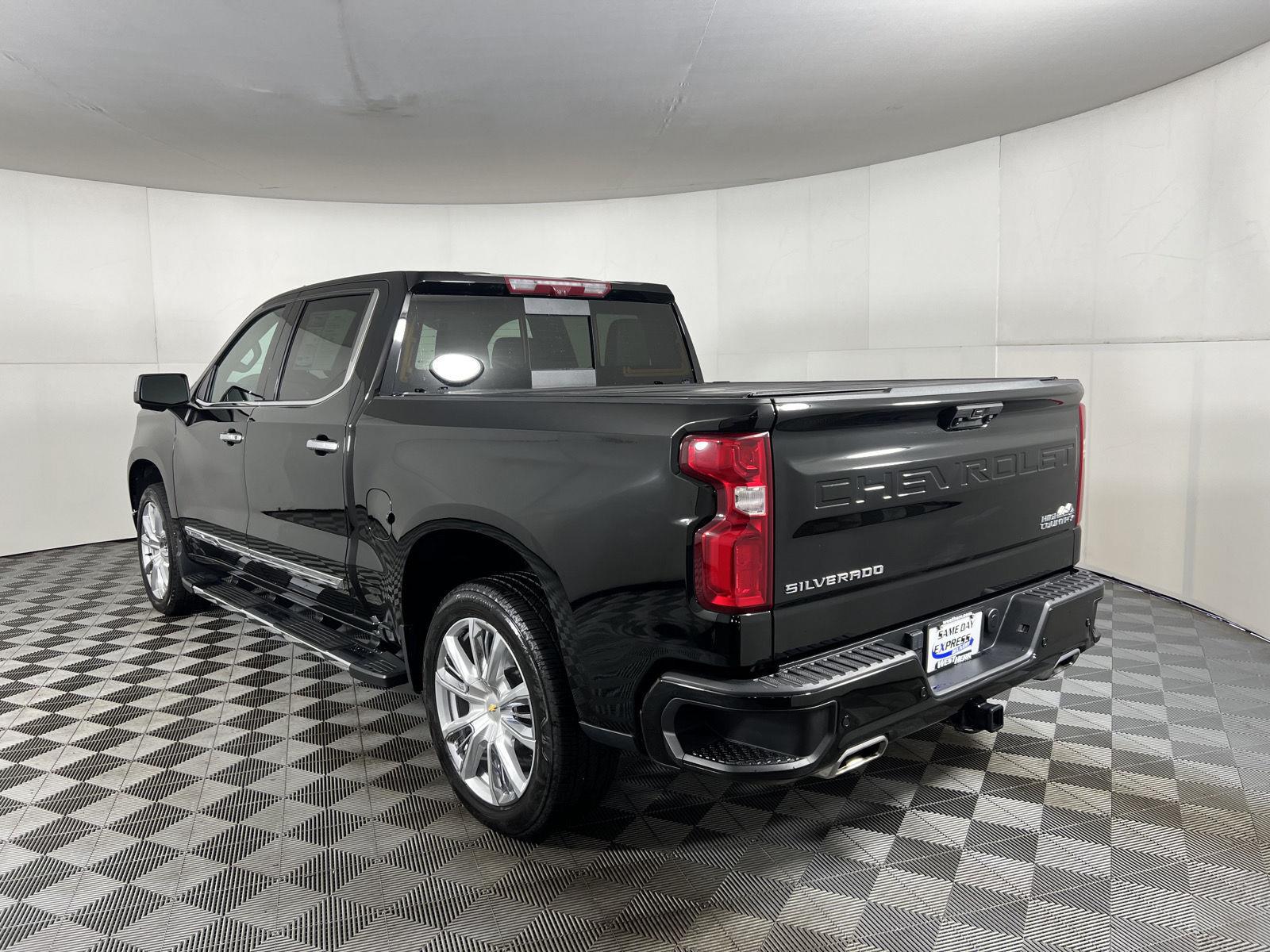 Used 2024 Black Chevrolet High Country image 47