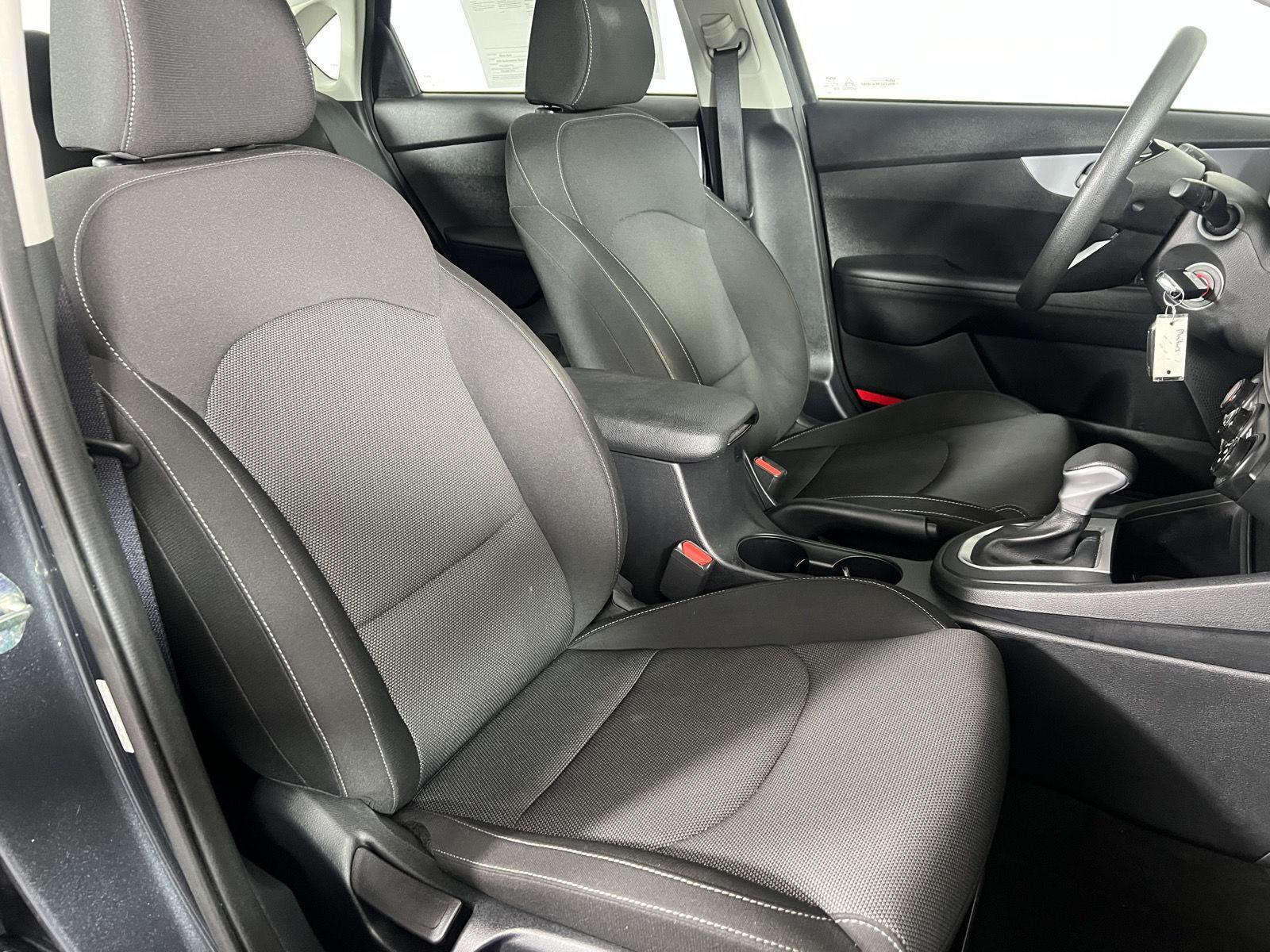 Used 2024 Gravity Gray Kia LXS image 21