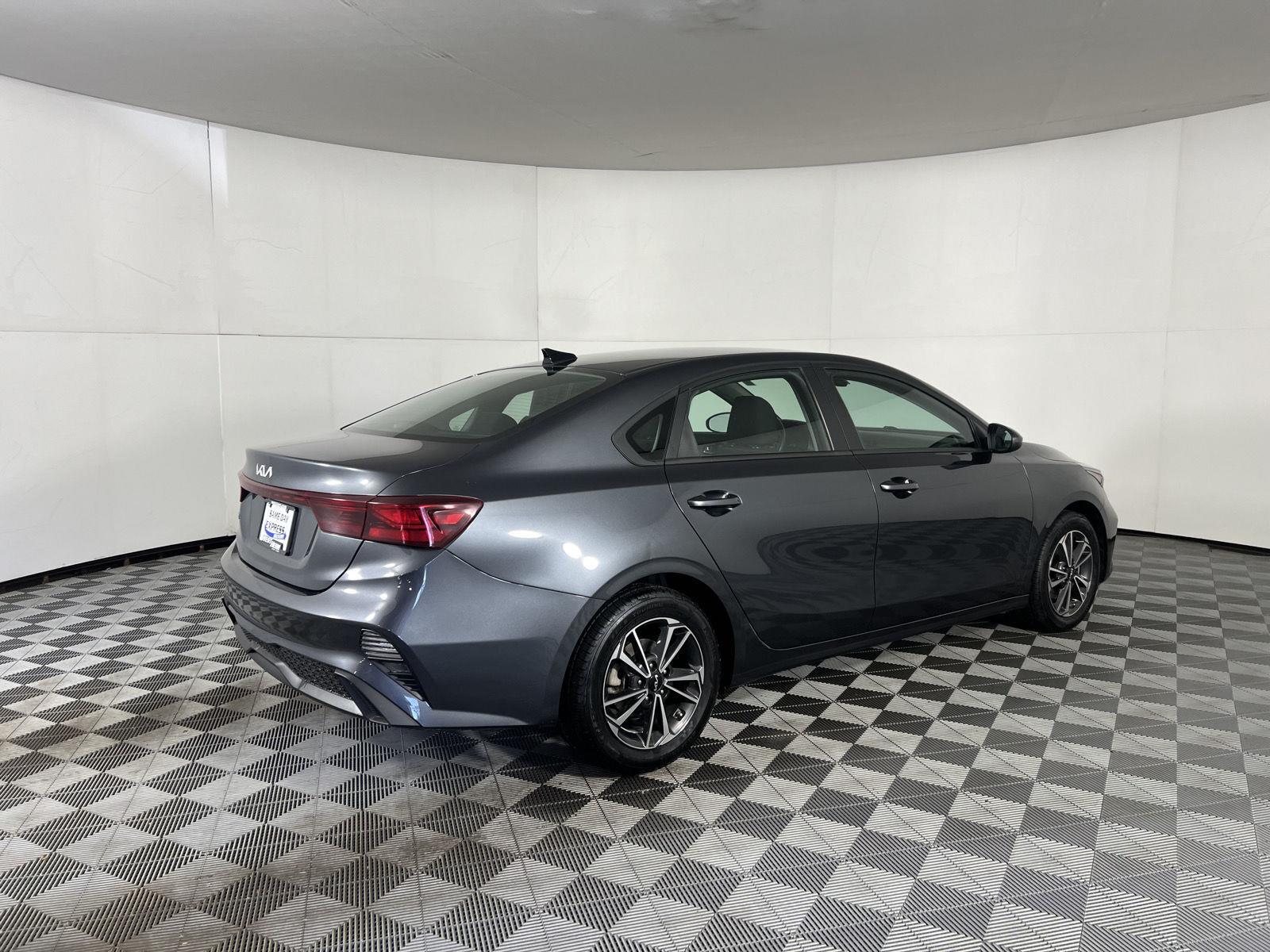 Used 2024 Gravity Gray Kia LXS image 23