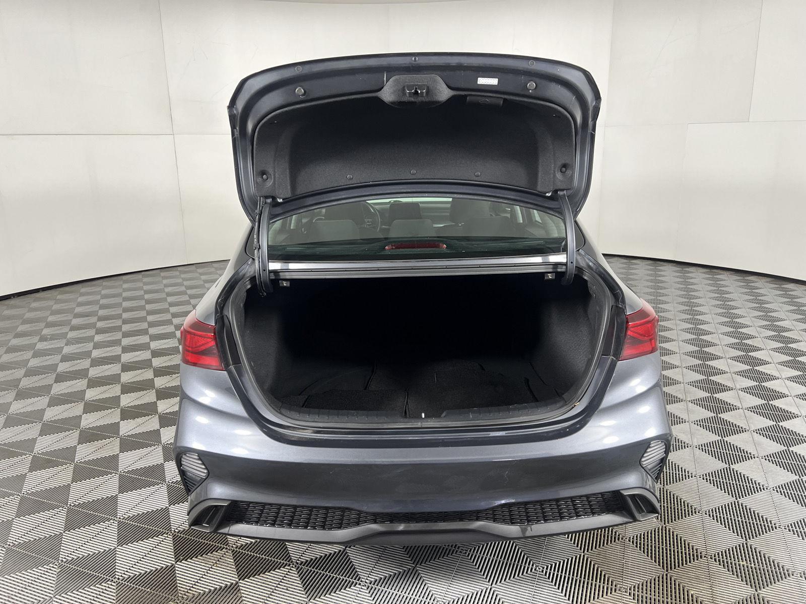 Used 2024 Gravity Gray Kia LXS image 24