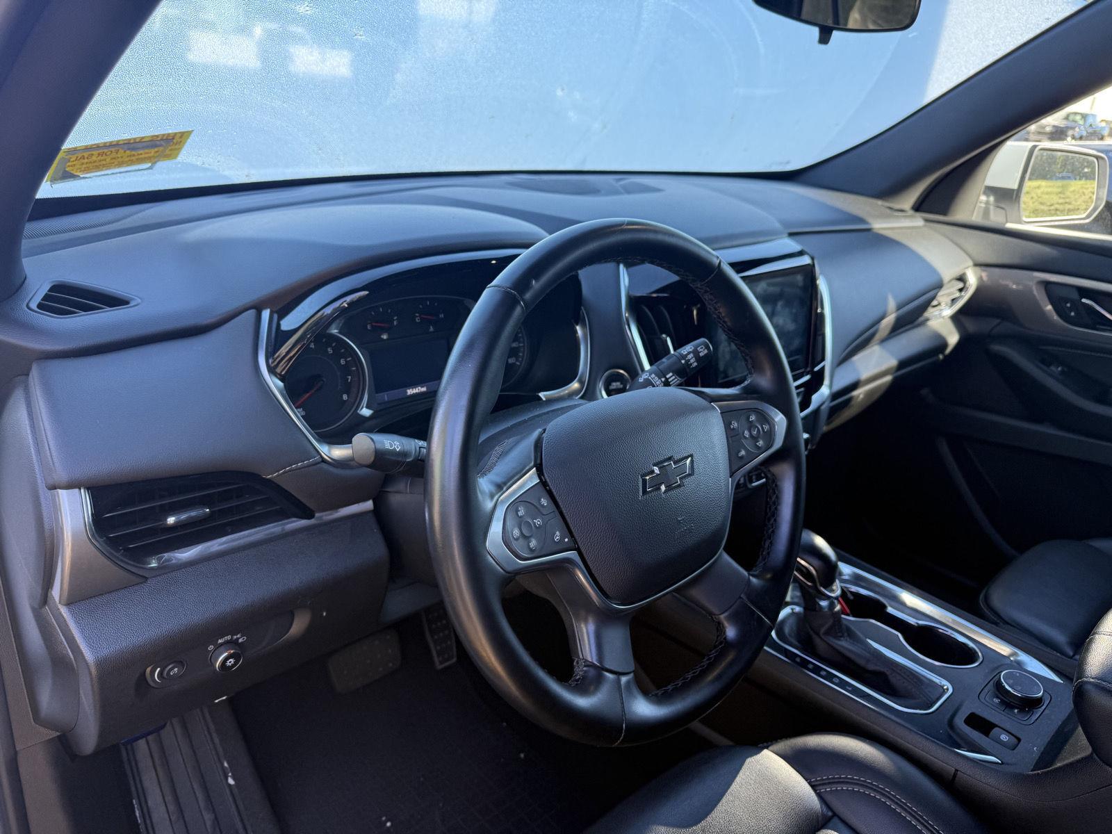 Used 2024 Summit White Chevrolet LT Leather image 6