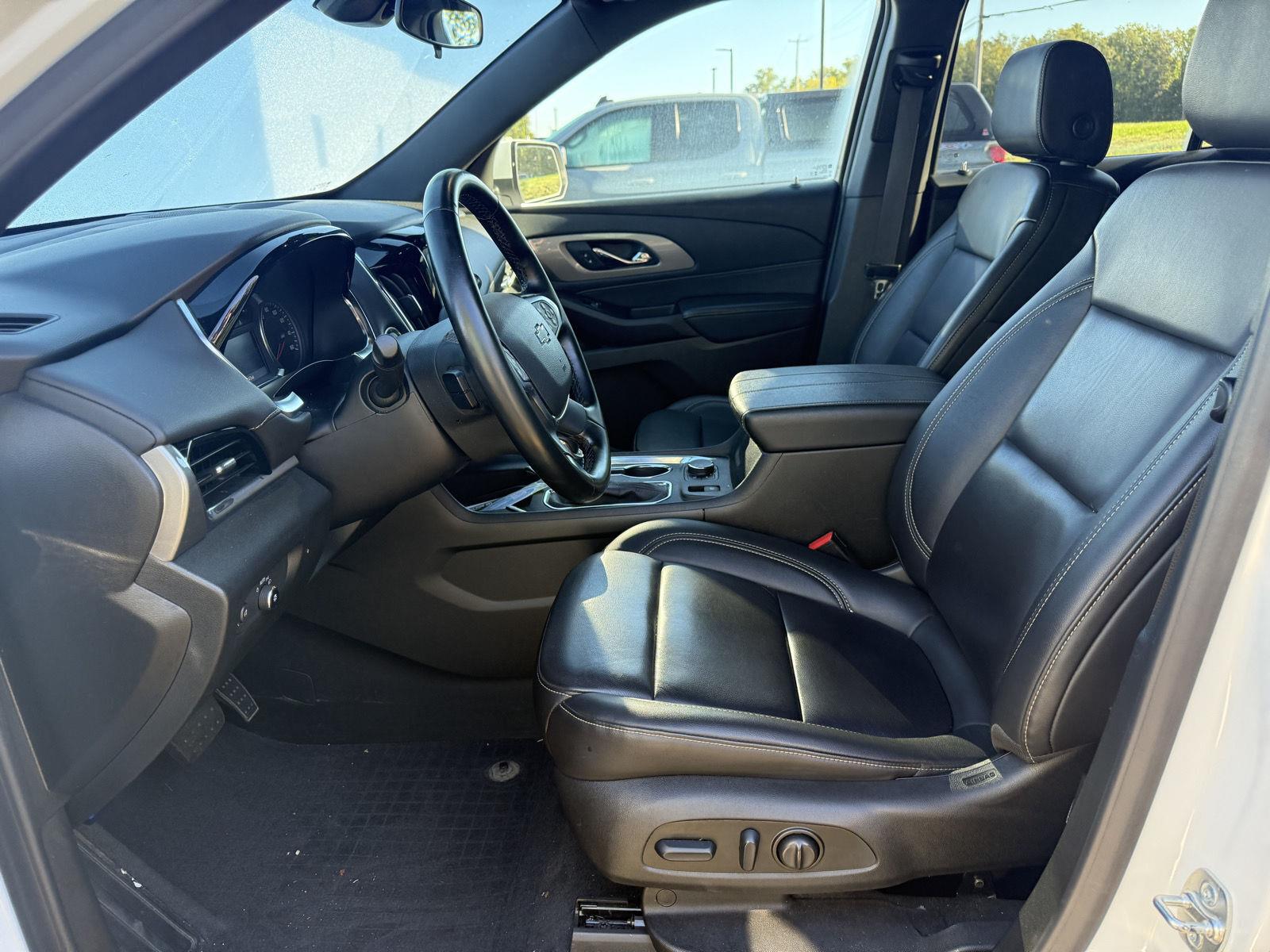 Used 2024 Summit White Chevrolet LT Leather image 7