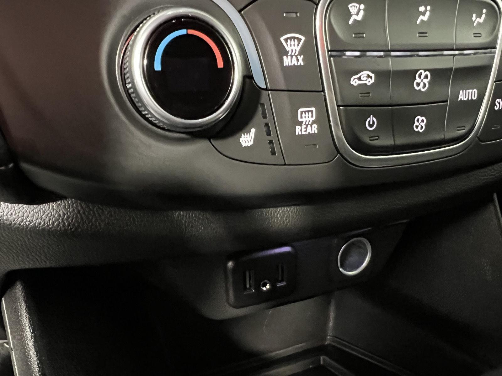 Used 2023 Mosaic Black Metallic Chevrolet LT Cloth image 10