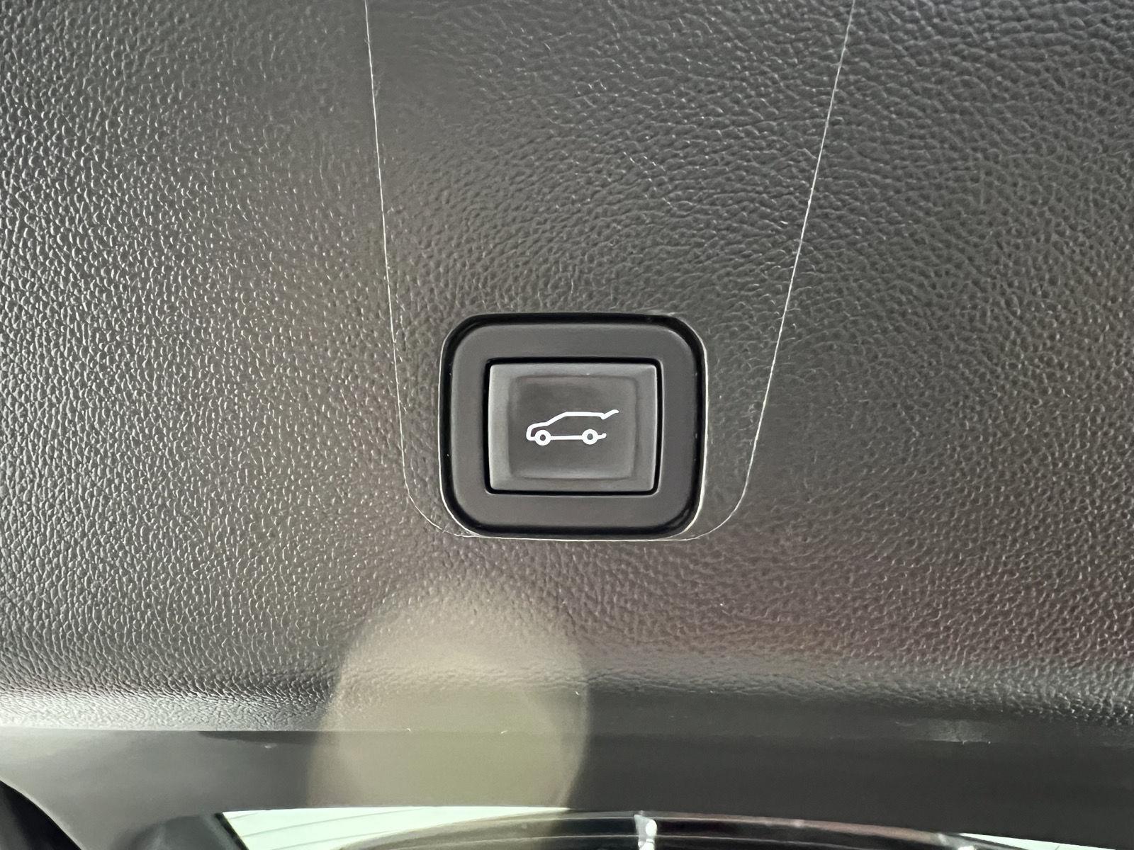 Used 2023 Mosaic Black Metallic Chevrolet Premier image 32