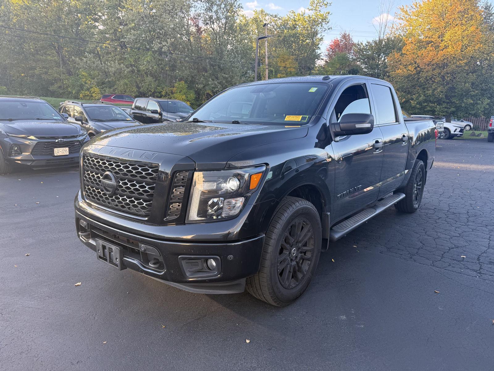Used 2019 Magnetic Black Metallic Nissan SV image 5