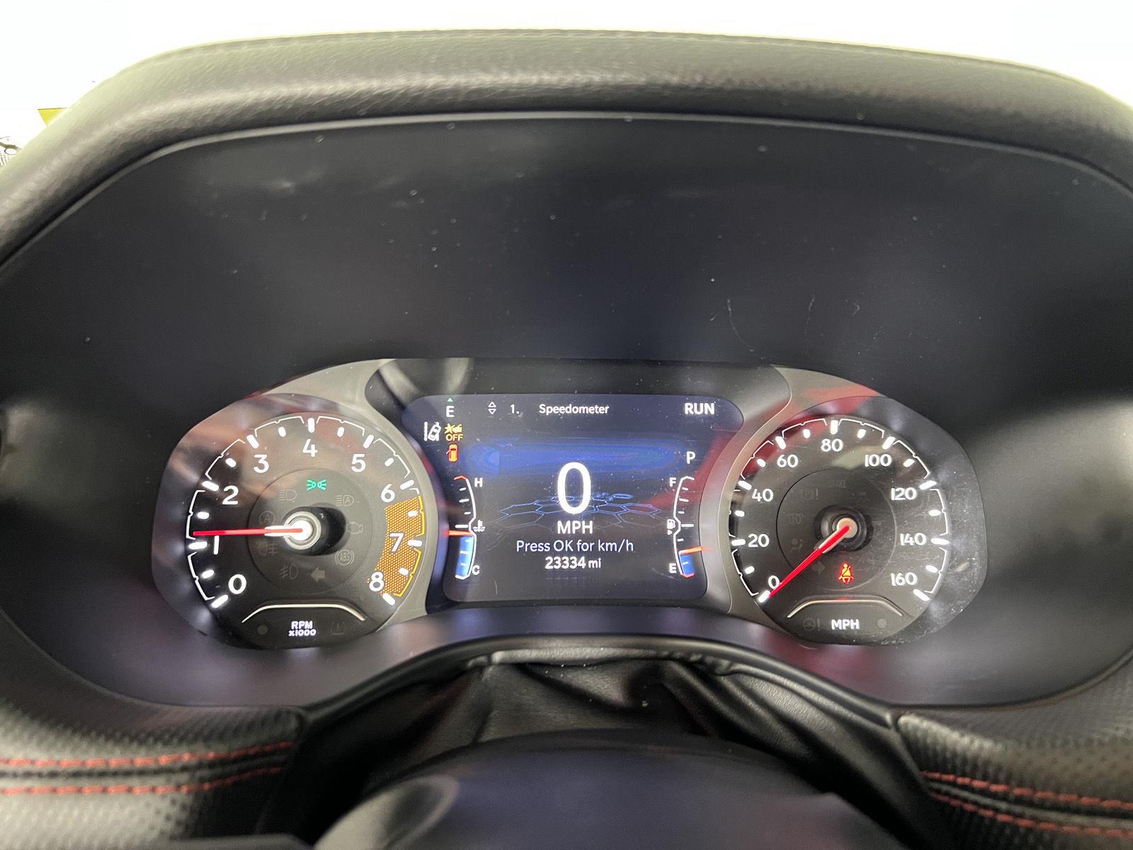 Used 2023 Diamond Black Crystal Pearlcoat Jeep Trailhawk image 11