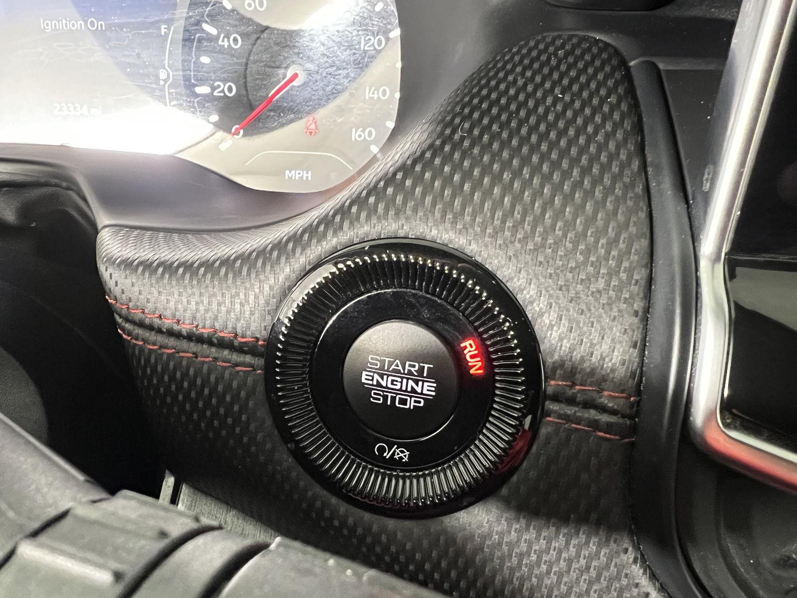 Used 2023 Diamond Black Crystal Pearlcoat Jeep Trailhawk image 13