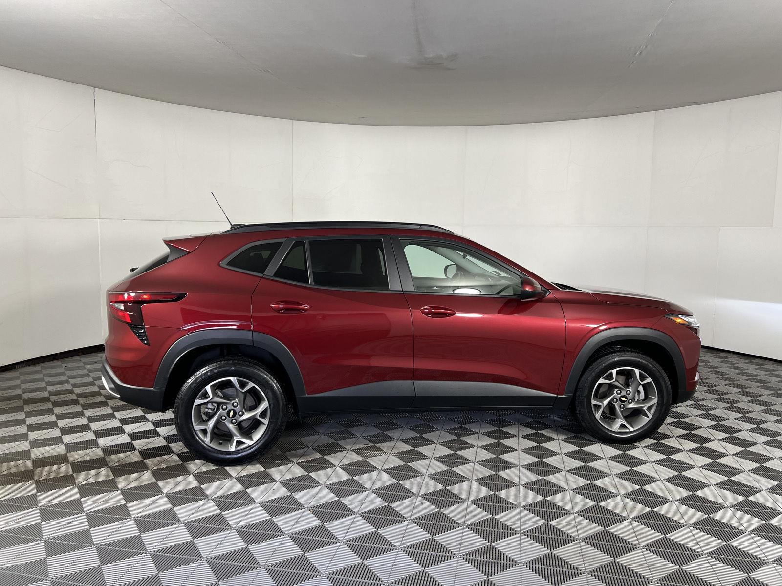 Used 2024 Crimson Metallic Chevrolet LT image 8