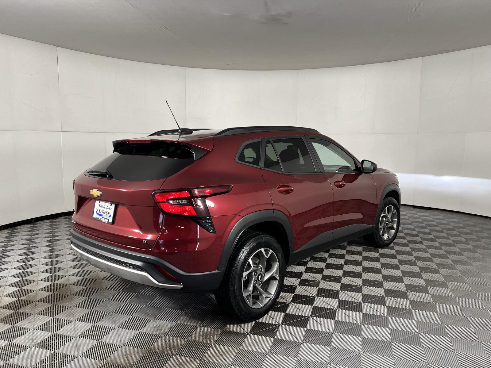 Used 2024 Crimson Metallic Chevrolet LT image 9