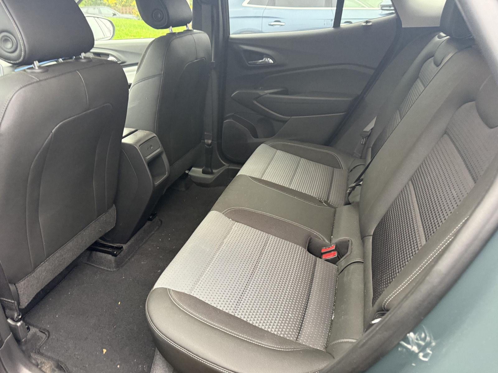 Used 2025 Cypress Gray Chevrolet LT image 3