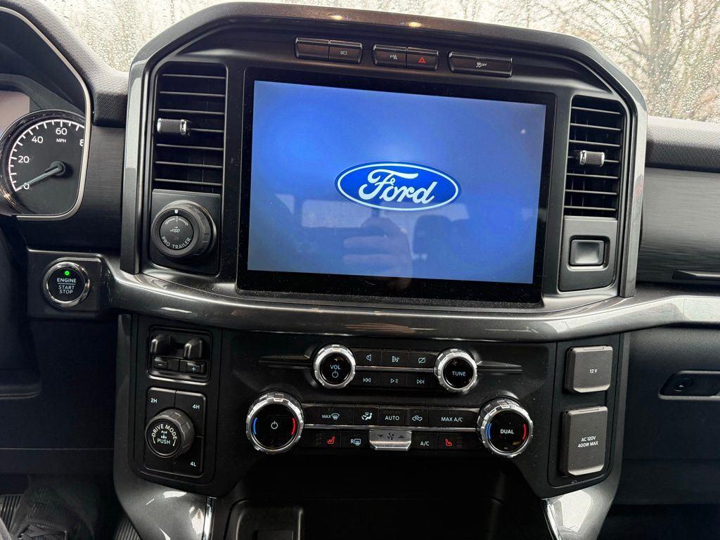 Used 2022 Black Metallic Ford XLT image 9