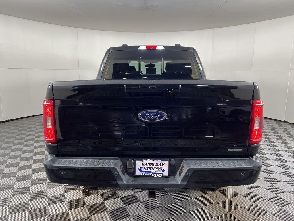 Used 2022 Black Metallic Ford XLT image 19