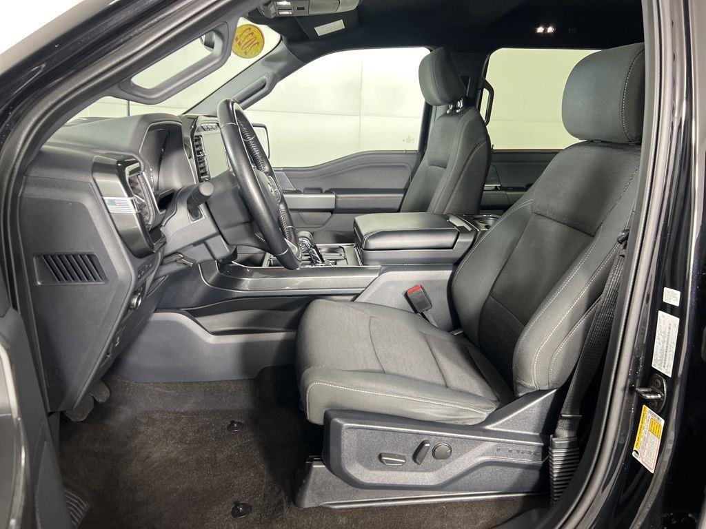 Used 2022 Black Metallic Ford XLT image 27