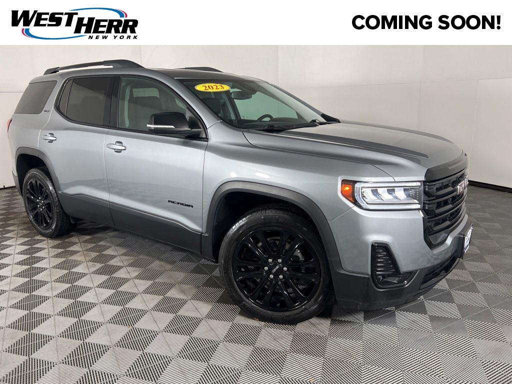 2023 GMC Acadia SLT