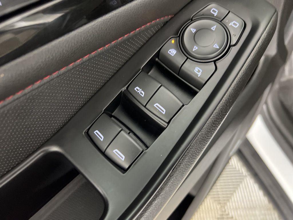 Used 2023 Summit White Chevrolet RS image 26