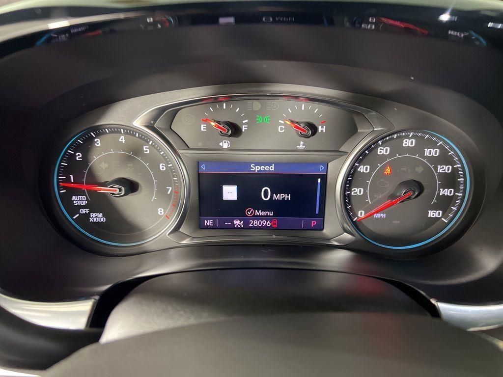Used 2023 Summit White Chevrolet RS image 28