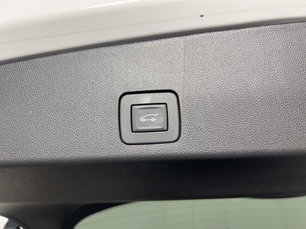 Used 2024 Summit White Buick Sport Touring image 11