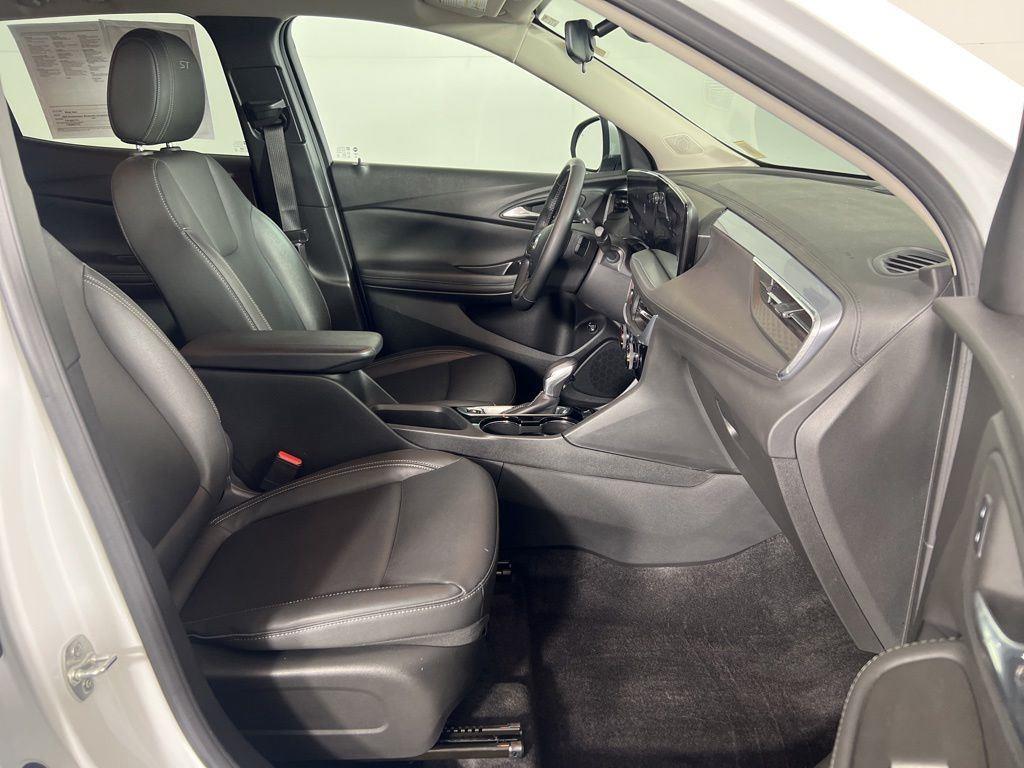 Used 2024 Summit White Buick Sport Touring image 12