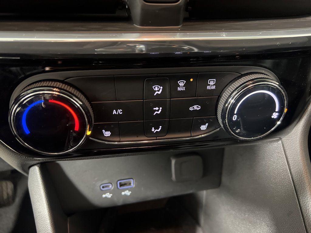 Used 2024 Summit White Buick Sport Touring image 21